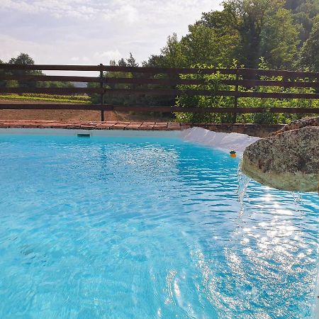 Bed and Breakfast Les Logis De Paban Crestet Exterior foto