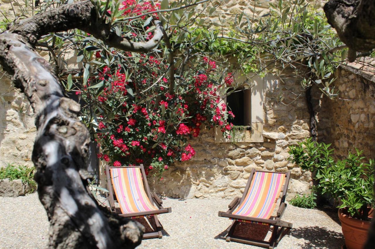Bed and Breakfast Les Logis De Paban Crestet Exterior foto