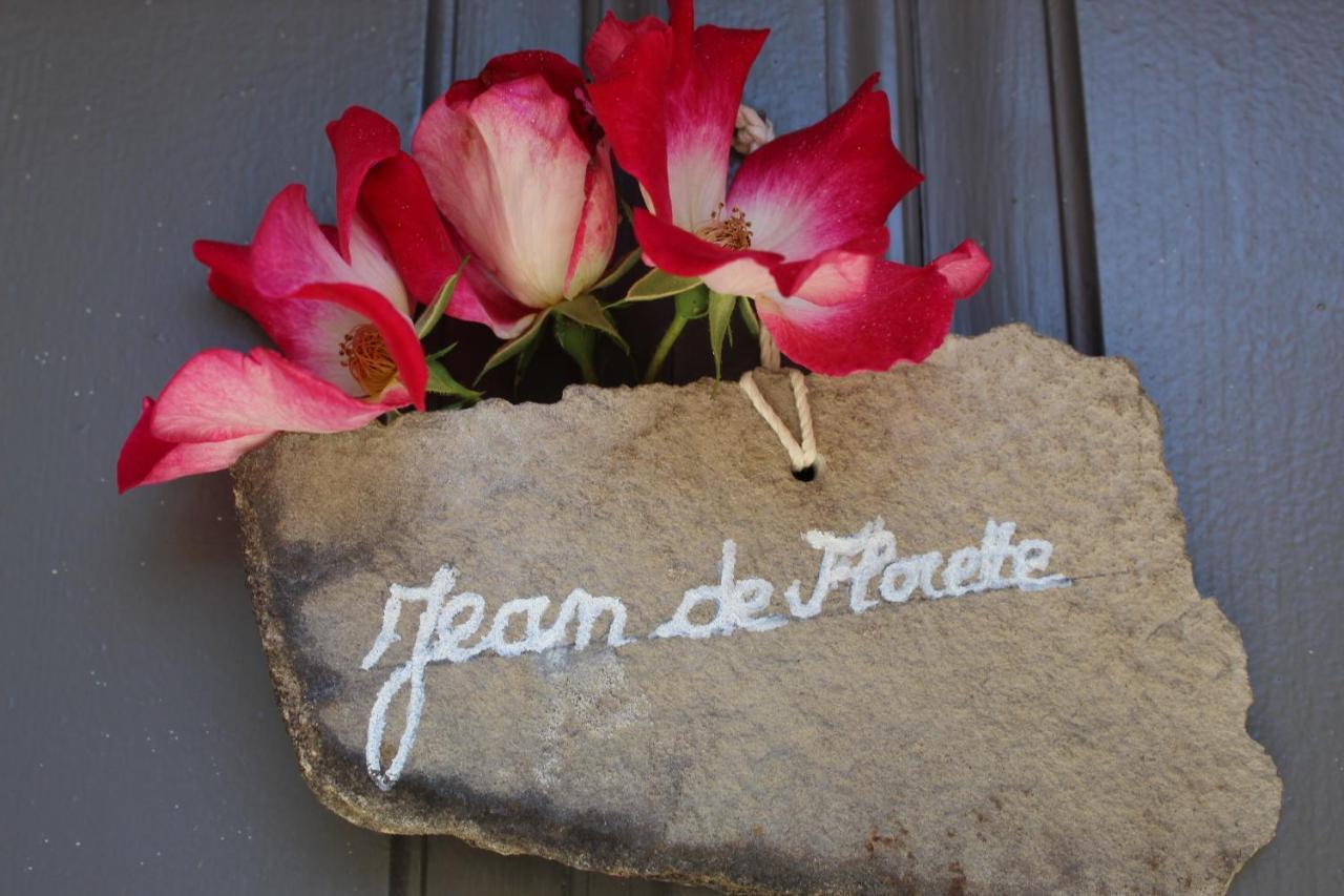 Bed and Breakfast Les Logis De Paban Crestet Exterior foto